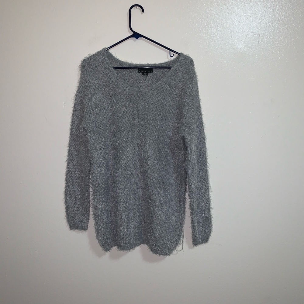 ✨Grey Fuzzy Sweater✨